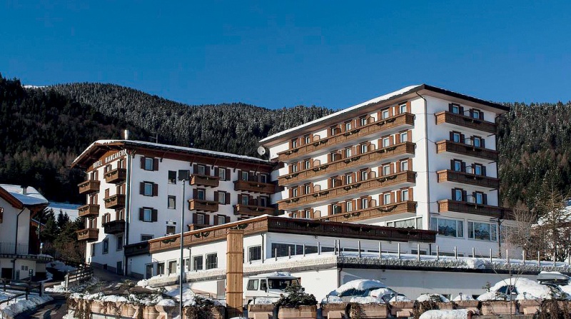 Hotel Biancaneve***