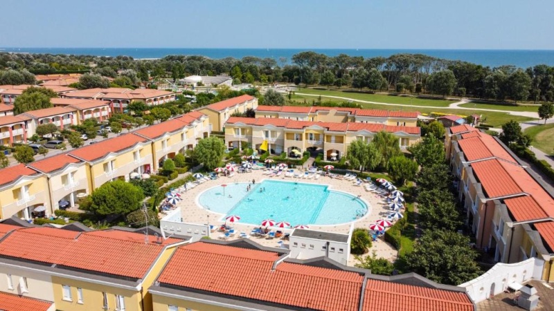 LETNÍ DOVOLENÁ S G SVOBODOVOU - VILLAGIO LE ACACIE
